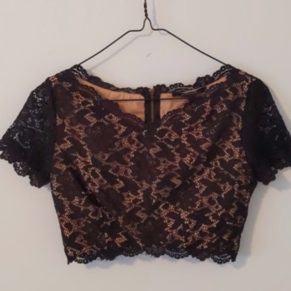 Lace crop top